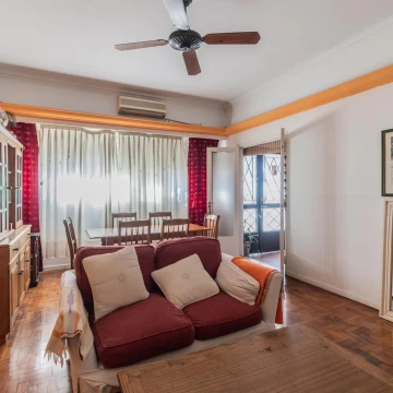 Venta PH Tipo Casa 3 Ambientes Divisible a 4 Frente Terraza Sin Expensas Parque Avellaneda