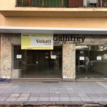 Excelente Local Comercial C/ Sótano y Cocina Equipada