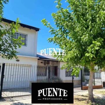 Casa en Luis Guillon