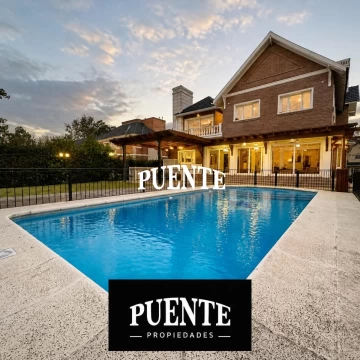 Importante casa en venta en Saint Thomas Sur, 4 dormitorios, Escritorio y dependencias..