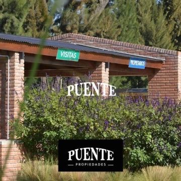 Terreno en San Antonio con Fondo al Lago