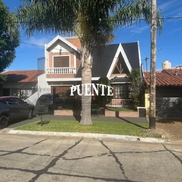 Casa en Banfield Este