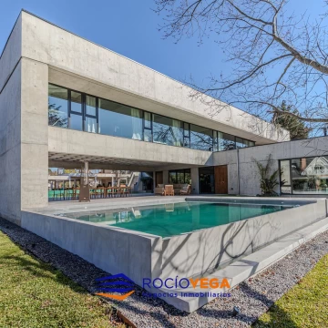 Casa en Venta sobre Golf en San Diego Country Club  Moreno