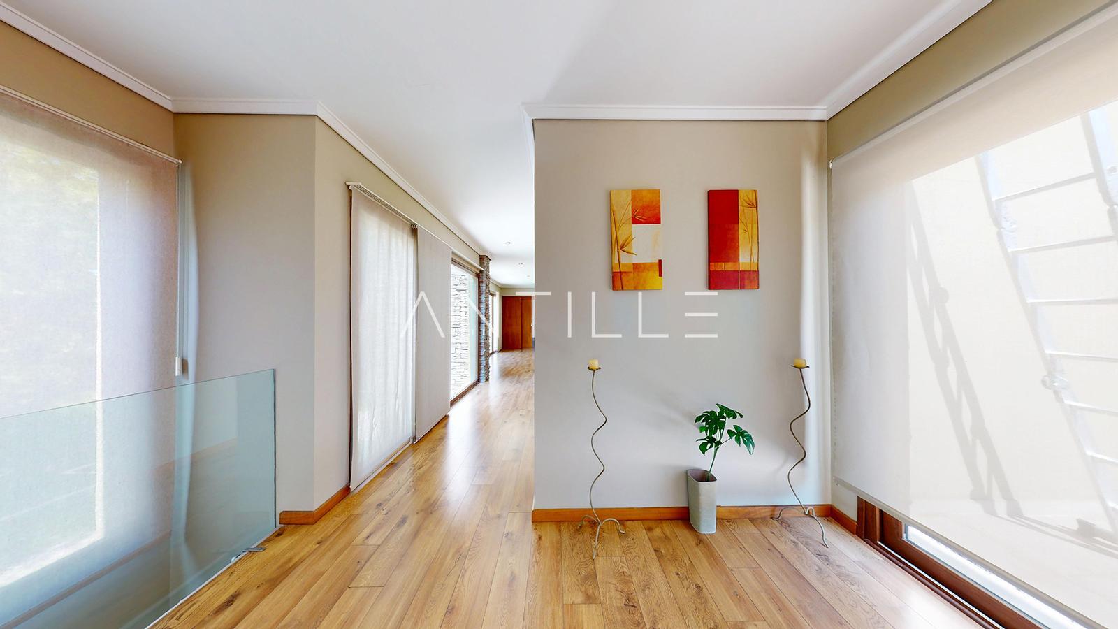 PASILLO CASA EN ABRIL CLUB DE CAMPO, HUDSON