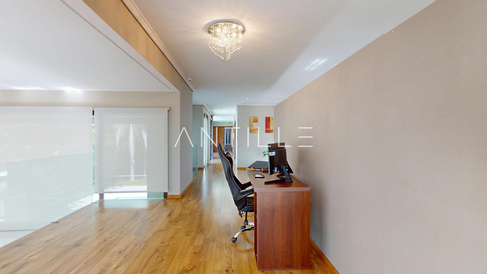ESCRITORIO CASA EN ABRIL CLUB DE CAMPO, HUDSON