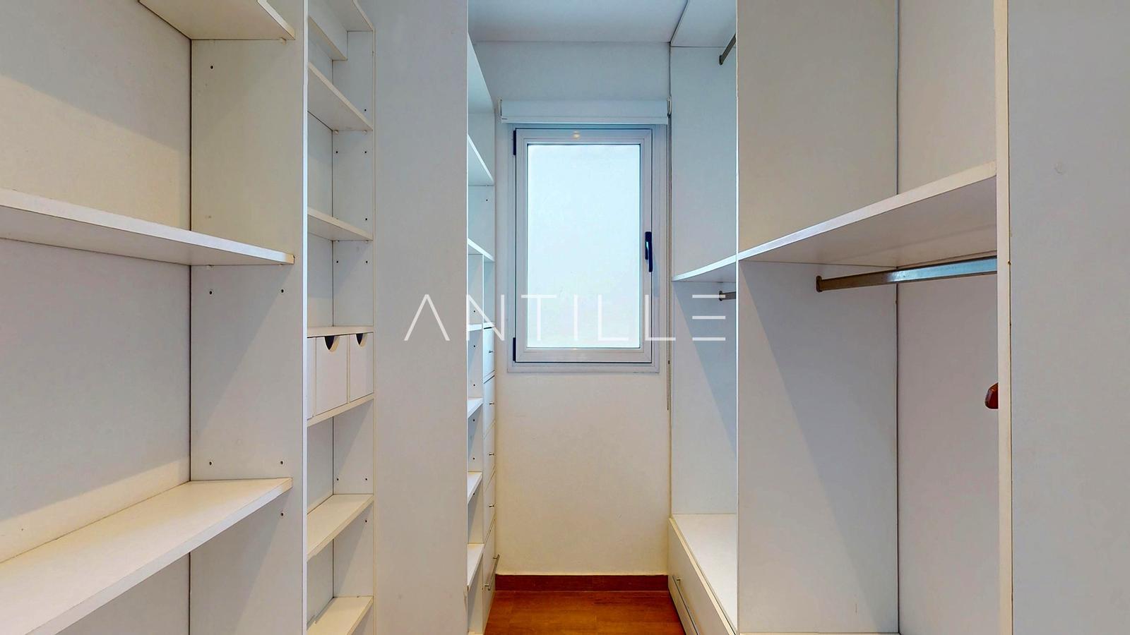 VESTIDOR CASA EN ABIRL CLUB DE CAMPO, HUDSON