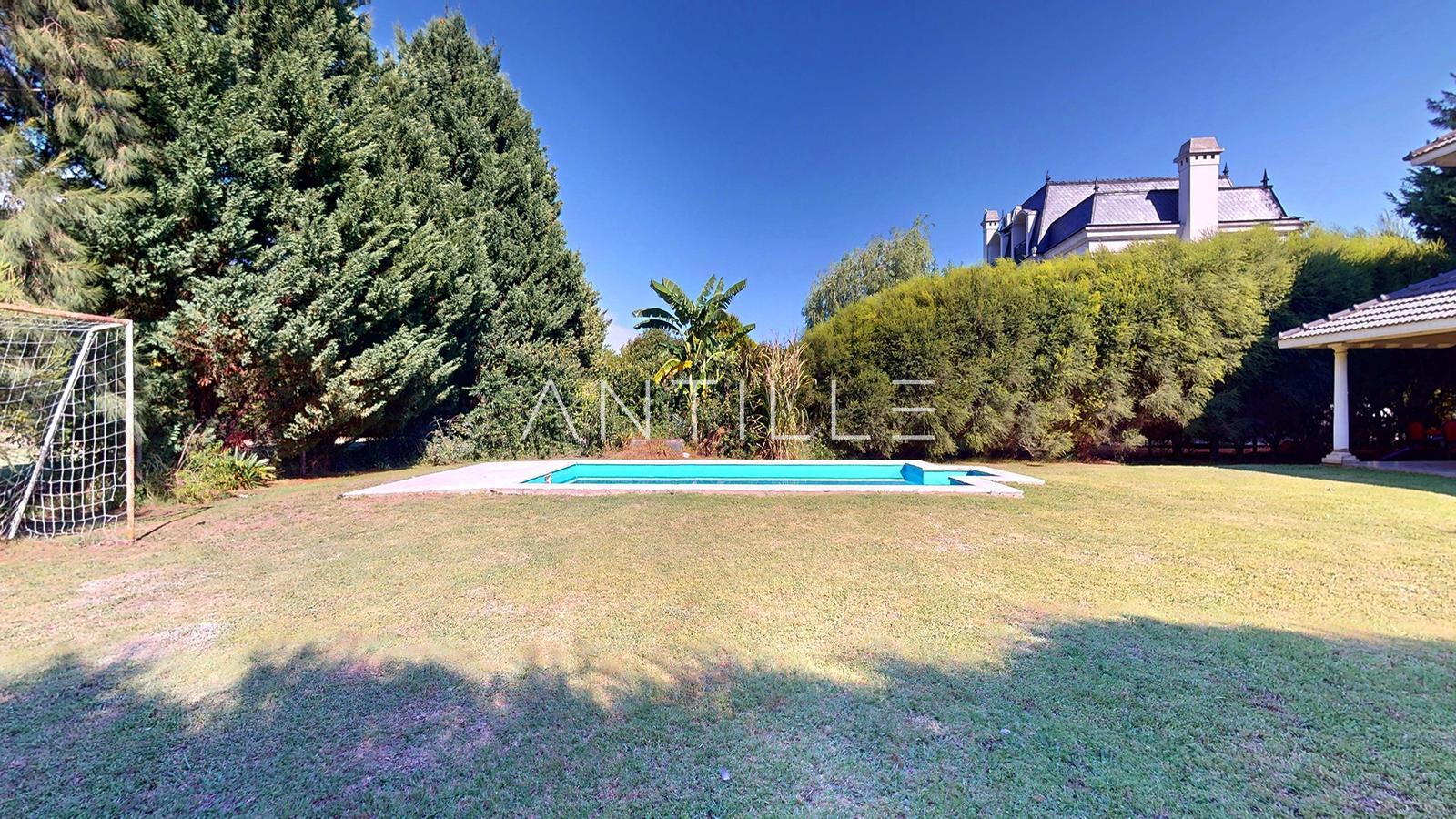 PILETA 1 CASA EN ABIRL CLUB DE CAMPO, HUDSON