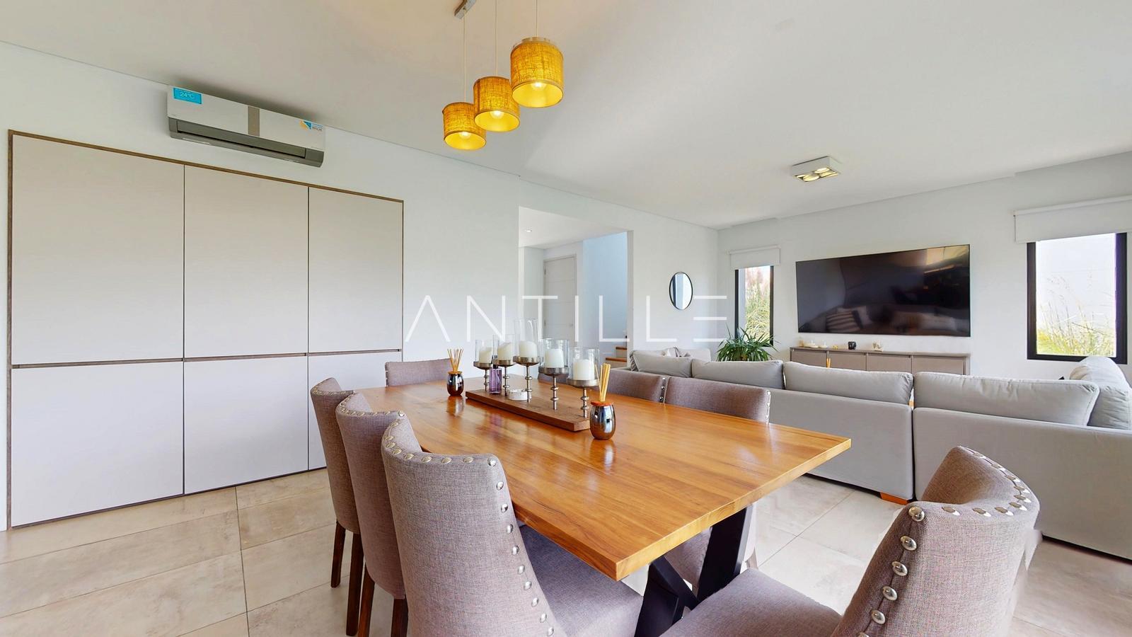 COMEDOR 3 CASA EN GREENVILLE POLO 