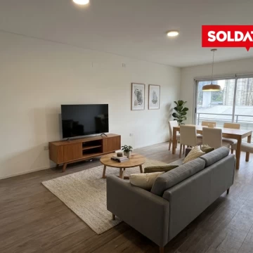 Departamento en venta en La Lonja - con jardín