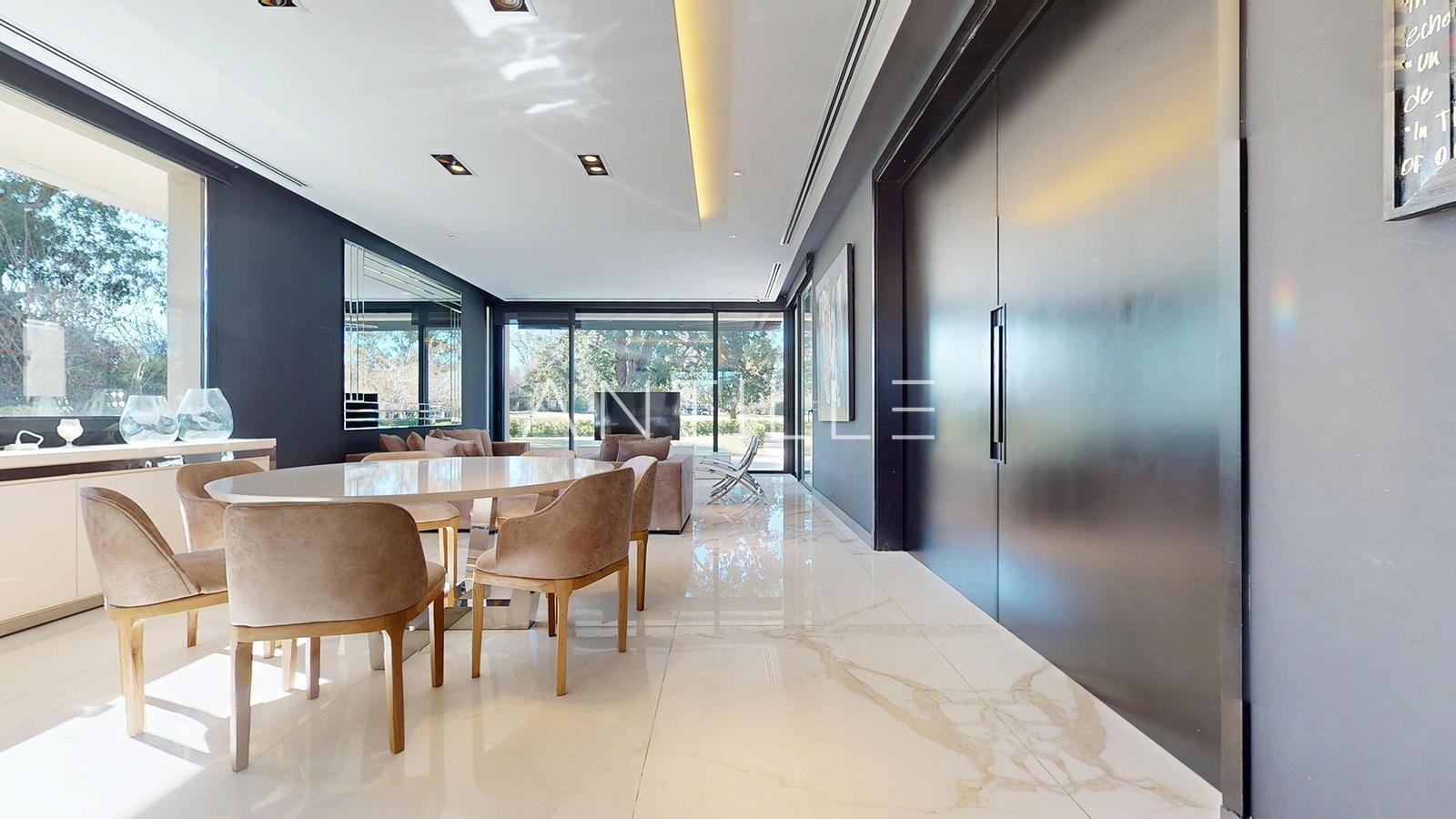 SALA 6 CASA EN ABIRL CLUB DE CAMPO, HUDSON