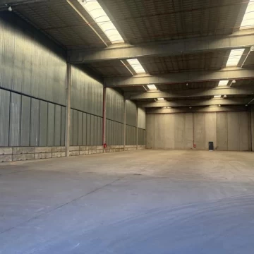 Alquiler Depósito de 1500 m2 en Moreno