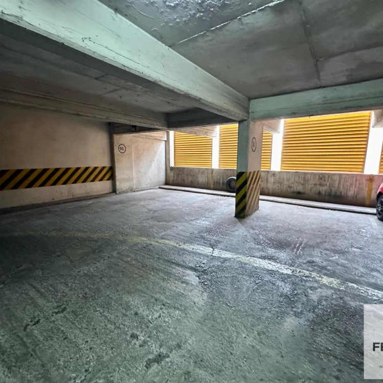 ¿Pagás SEMM Todos los Días? Invertí en Tu Cochera a Metros de Patio Olmos