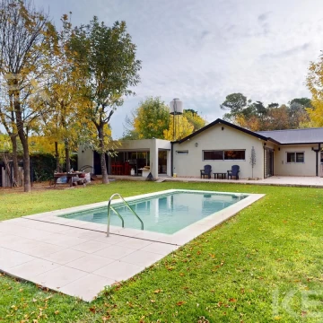 Casa de 3 dormitorios en venta en La Hermosura