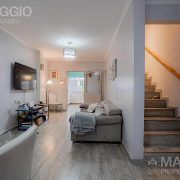 VENTA CASA PH EN BARRIO GUEMES HAEDO