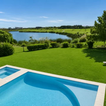 CASA EN VENTA LOTE AL GOLF - NORDELTA