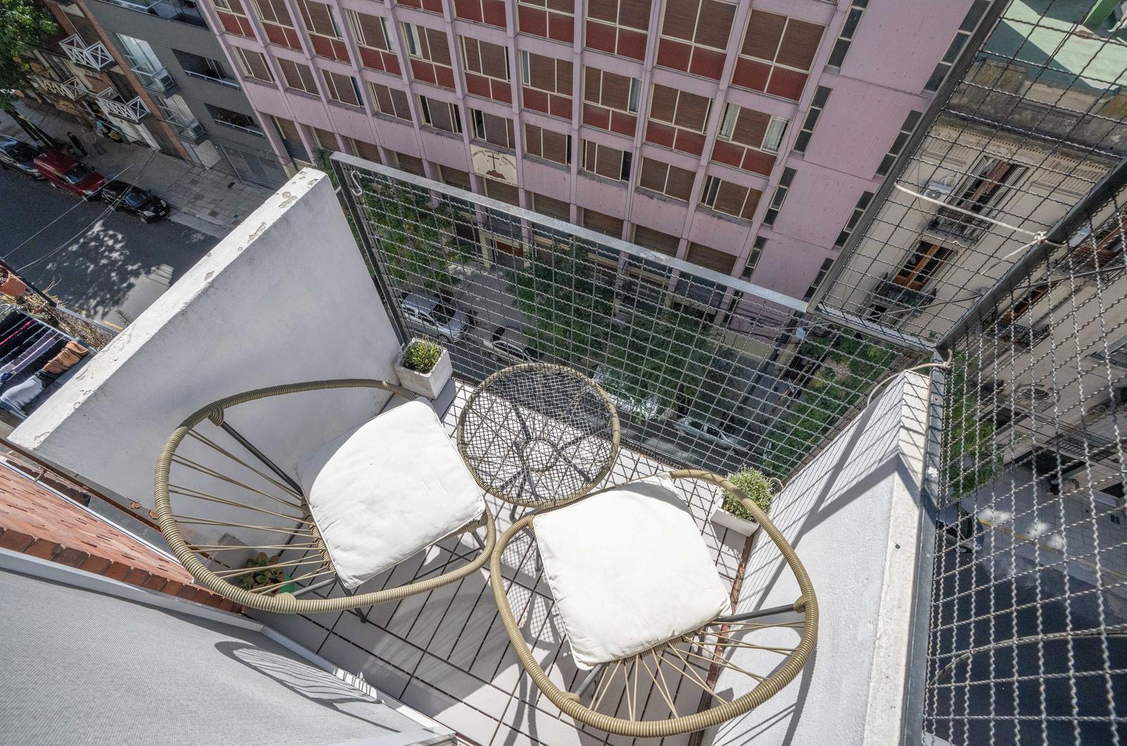 Venta depto 1 amb dividido y balcón Recoleta - 3