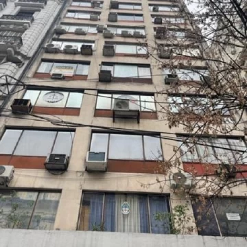 Oficina al frente en Venta en Tribunales
