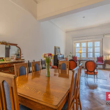 Departamento 5 ambientes en Venta - Recoleta