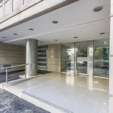 Venta semipiso 3 ambientes en Caballito - Luminoso!