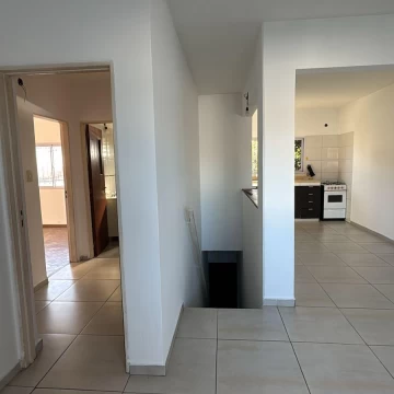 Casa reciclada en Venta de 2 dormitorios con cochera en Rosario -  Azcuénaga