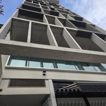 Oficina en Alquiler en Edif. corporativo. Excelente Ubicación!!