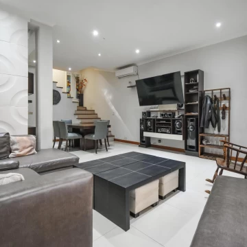 Venta Casa PH 5 Ambientes con Cochera Play en Devoto
