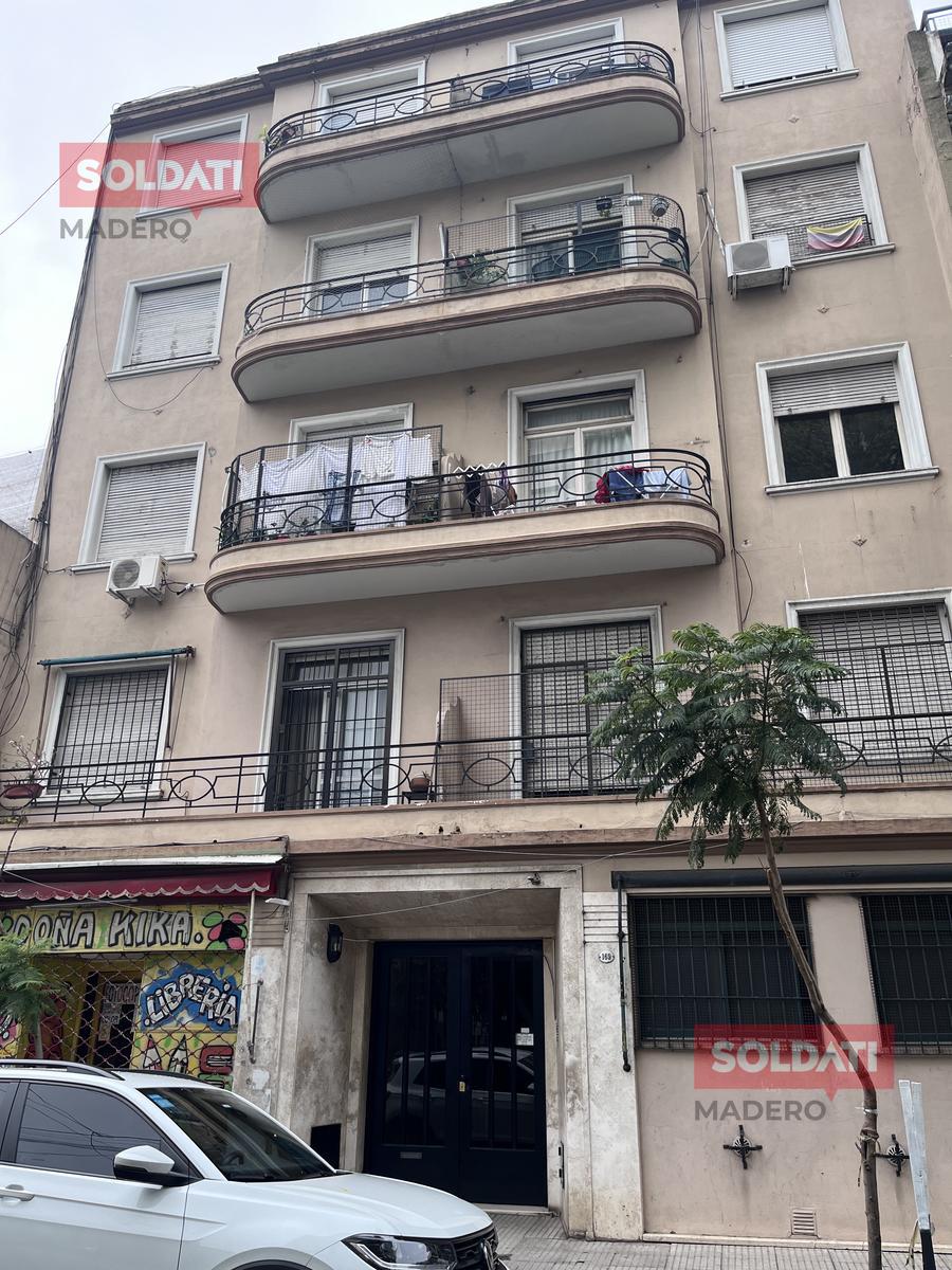 Entrada edificio