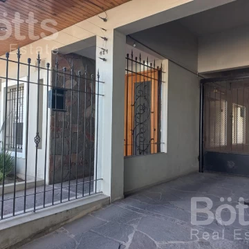 2 amb balcon, cochera y baulera, x escal Acepta permuta M Del Plata
