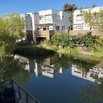 Departamento en alquiler anual Barrio Sendero, Nordelta Tres ambientes