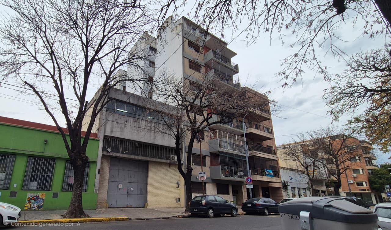 Depósito en Liniers a cuadras de Gral Paz en venta - 2