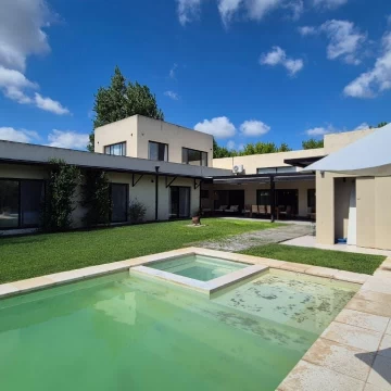 Casa en Haras Santa Maria