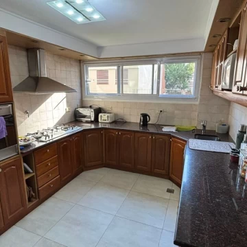 Venta de Departamento de 6 ambientes en Flores, Capital Federal . Con Financiacion privada !!