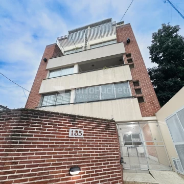 Venta departamento tipo Loft  2 ambientes en Ramos Mejia.