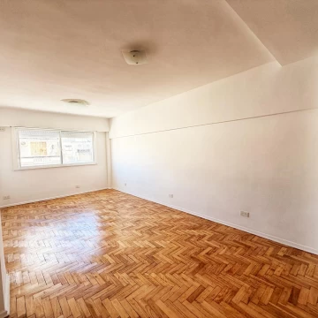 Alquiler monoambiente Reciclado a Nuevo. San Nicolás