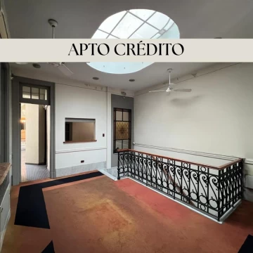 Venta PH 8 ambientes con terraza 