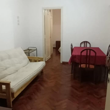 Departamento en alquiler 2 amb en Flores