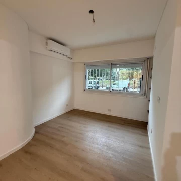 3 Ambientes Reciclado a Nuevo con Patio – Parque Chacabuco