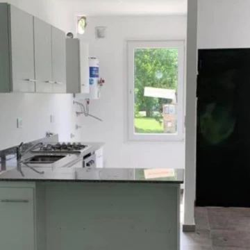 Duplex 3 ambientes en venta  en  Manzanares Chico. Jardin y amenities. Bajas expensas.