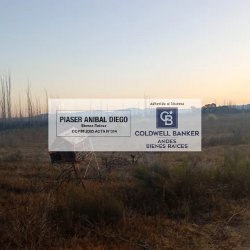 Finca con casa de material