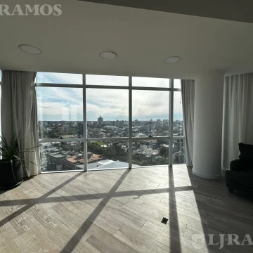 Oficinas SportClub en Escobar!  Excelente ubicación - PG