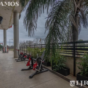 Oficinas SportClub en Escobar!  Excelente ubicación - PG