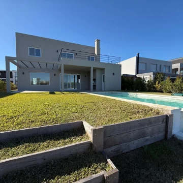 Casa en Costas Puertos