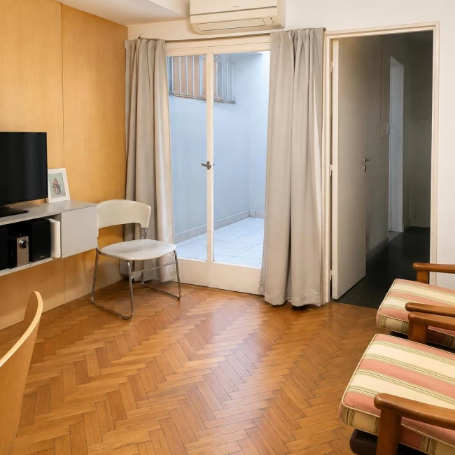VENTA UN AMBIENTE CON PATIO EN NUÑEZ 