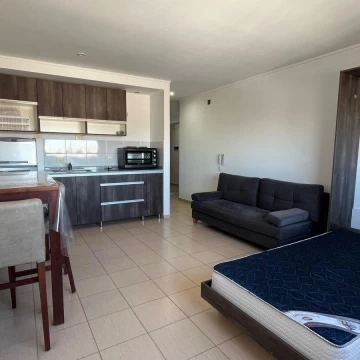 Monoambiente al frente en venta, La Plata