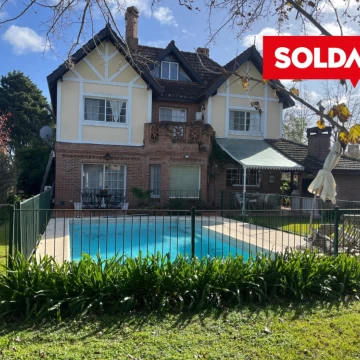 Casa en venta en el Establo
