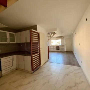 Venta PH Dúplex de 3 ambientes con terraza Villa Dominico APTO CREDITO