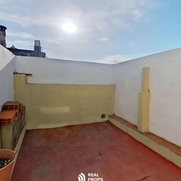 Venta PH 2 Ambientes con Terraza en Mataderos