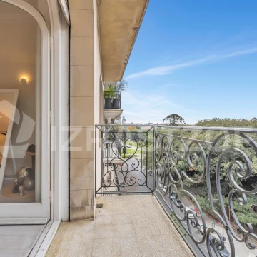Departamento en venta en Recoleta de 4 domitorios vista Plaza Francia