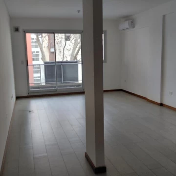 Excelente 2 ambientes en Venta, apto credito, en Olivos ECO.