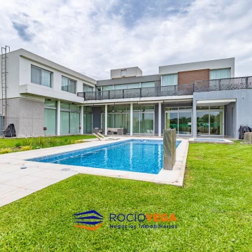 Casa en venta en Country Terravista General Rodriguez